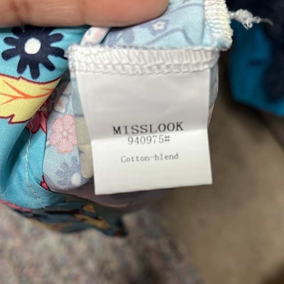 Lightweight Summer Dress - Picture 3 of 3